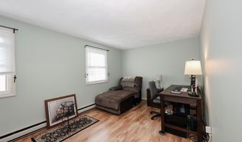 9 Stonegate Ln, Derry, NH 03038