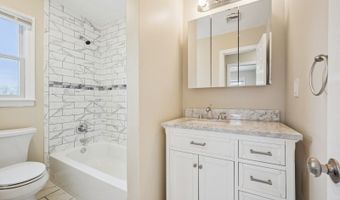 827 Limecrest Rd, Andover, NJ 07860