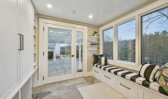 151-155 Long Ridge Rd, Danbury, CT 06810