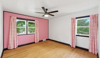 807 Hillcrest Dr, Ashland, OH 44805