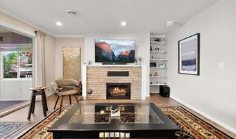 6731 Campau Lake Dr SE, Alto, MI 49302