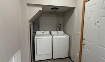 1810 1st Ave SE, Austin, MN 55912