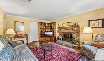 30 Arlton Ave, Allendale, NJ 07401