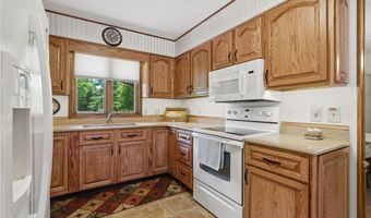 4150 Laubert Rd, Atwater, OH 44201