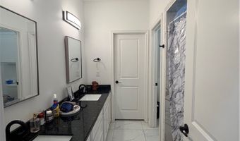 903 W Main St, Alice, TX 78332