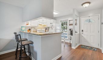 6575 OLD CARRIAGE Dr, Alexandria, VA 22315