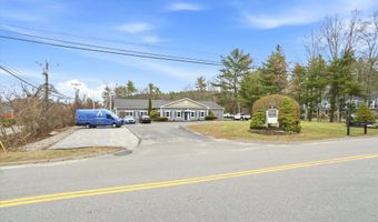 8 Chestnut Dr, Bedford, NH 03110
