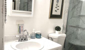 3805 EL CAMINO Pl 25, Alexandria, VA 22309