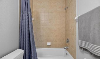 713 ISLEBAY Dr, Apollo Beach, FL 33572