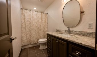 1533 Red Bud Ln, McAlester, OK 74501