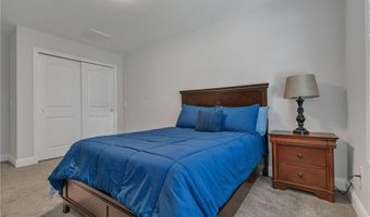 28 Ashley St, Cranston, RI 02920