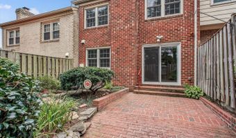 7492 COVENT WOOD Ct, Annandale, VA 22003