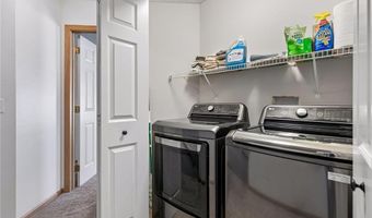 15592 Eagles Nest Way, Apple Valley, MN 55124