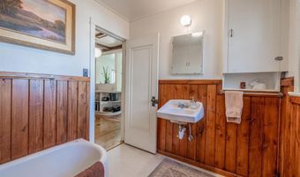 1431 Wyoming Ave, Cody, WY 82414