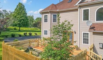 6 Reed Ct, Albrightsville, PA 18210