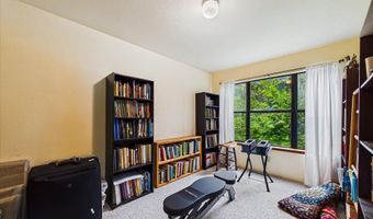 452 Tanglewood Rd, Arcata, CA 95521