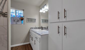 1750 Diamond St, Anderson, CA 96007