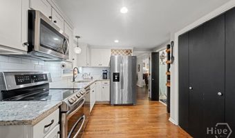 200 Clifton Dr, Athens, GA 30606