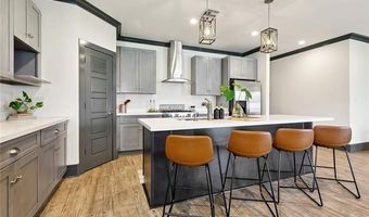 229 JAGUAR Dr, Arabi, LA 70032