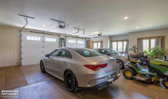 32 Big Creek Dr, Cody, WY 82414