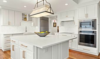 77 S Evergreen Ave 1103, Arlington Heights, IL 60005