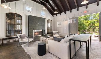 191 Chestnut Cir, Atlanta, GA 30342