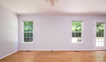 8520 Seineview Ln, Bahama, NC 27503