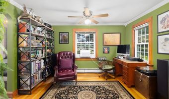 2 Haywood Rd, Coventry, RI 02816