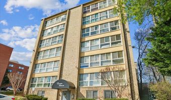 4970 BATTERY Ln 409, Bethesda, MD 20814