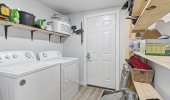 319 NE 6th St, Abilene, KS 67410