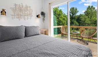 8 10 George Allen Rdg A & B, Arden, NC 28704