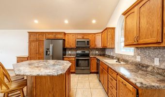 1005 Beckton Rd, Dayton, WY 82836