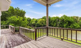136 Riverview Dr, Anderson, MO 64831