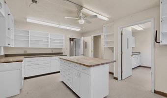 655 Country Ln, Bosque Farms, NM 87068