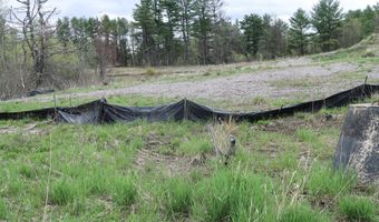 78 Fieldstone Dr, Augusta, ME 04330