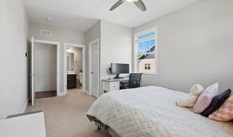 40777 FOXTAIL FIELDS Dr, Aldie, VA 20105