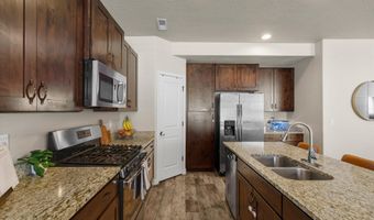 288 S 600 W, Centerville, UT 84014