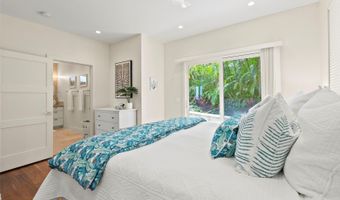 851 Aalapapa Dr, Kailua, HI 96734