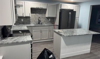 30 Harris St, Coventry, RI 02816