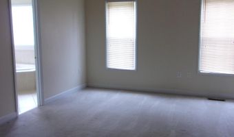 1095 Magnolia Dr, Aberdeen, NC 28315