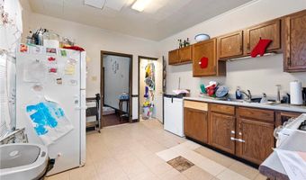 526 N Law St, Allentown, PA 18102