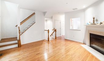 39 W Aspen Way, Aberdeen, NJ 07747