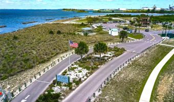 902 BUNKER VIEW Dr, Apollo Beach, FL 33572
