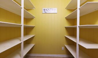 910 Pine St, Bainbridge, GA 39819