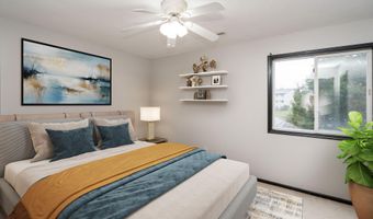1013 10th Ave, Altoona, IA 50009