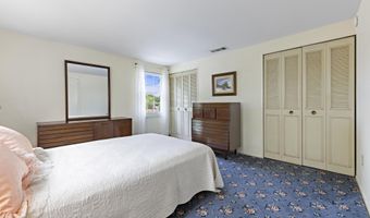 150 Idlebrook Ln, Aberdeen, NJ 07747