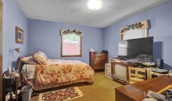 2403 G St, Bedford, IN 47421