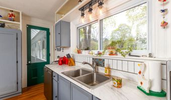 38 Elm St, Charlestown, NH 03603