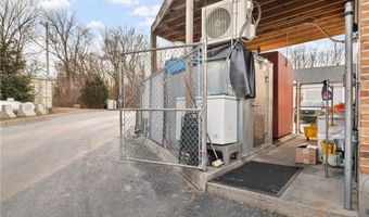 16 High St, Burrillville, RI 02859