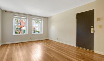 4810 29TH St S #A2, Arlington, VA 22206